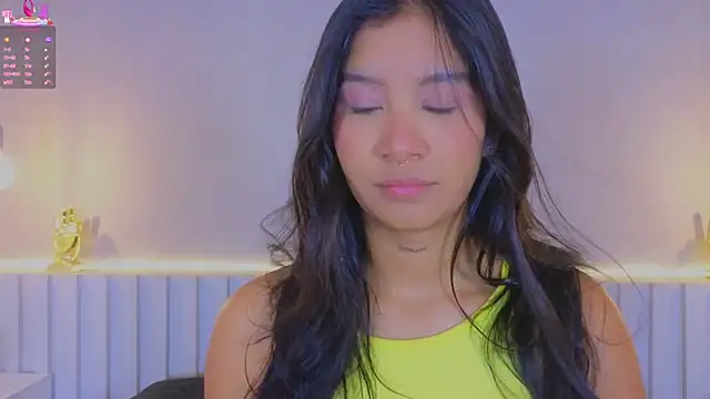 Snapshot of Aida_moreno chatting on 1, 10, 2025 Aida moreno online show from 1, 10, 2025