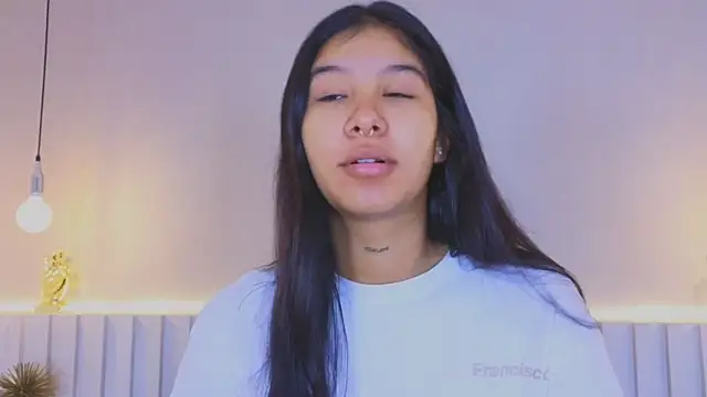 Snapshot of Aida_moreno chatting on 26, 10, 2025 Aida moreno online show from 26, 10, 2025