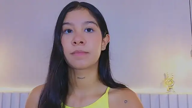 Snapshot of Aida_moreno chatting on 14, 10, 2025 Aida moreno online show from 14, 10, 2025