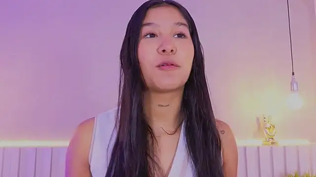 Snapshot of Aida_moreno chatting on 8, 11, 2025 Aida moreno online show from 8, 11, 2025