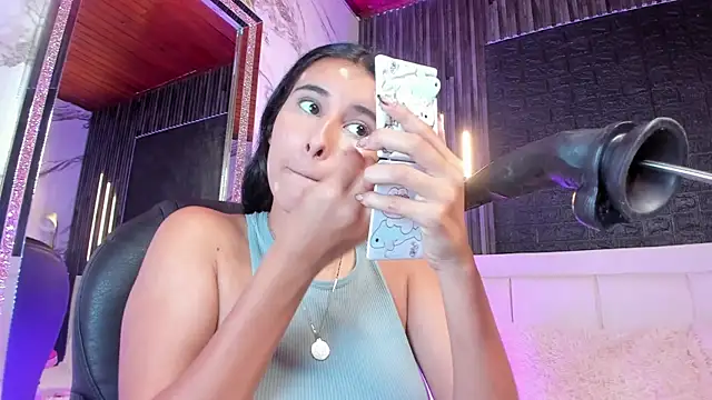 VICTORIA HOUSTON online show from 11, 9, 2025