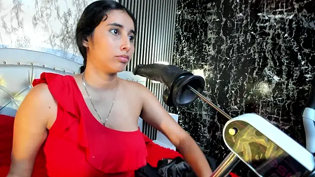 VICTORIA HOUSTON online show from 20, 10, 2025