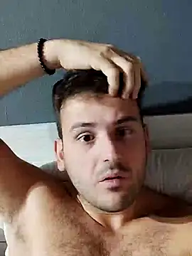 Snapshot of TheKing966 chatting on 18, 10, 2025 TheKing966 online show from 18, 10, 2025