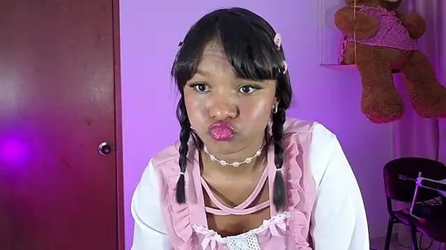 KaattySweet  online show from 17, 5, 2026