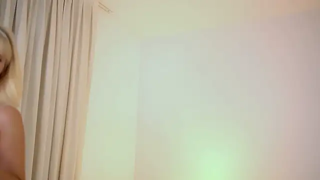 AdelineKing online show from 18, 6, 2026
