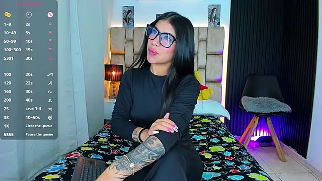 little sophie18 online show from 16, 11, 2025