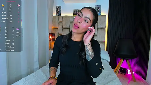 little sophie18 online show from 5, 4, 2026