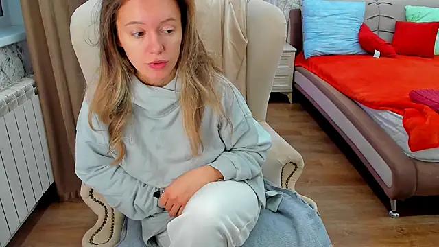 foxy blond online show from 28, 2, 2026