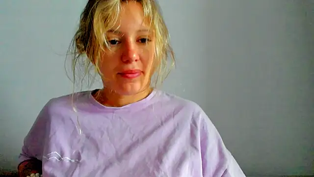 foxy blond online show from 14, 5, 2026