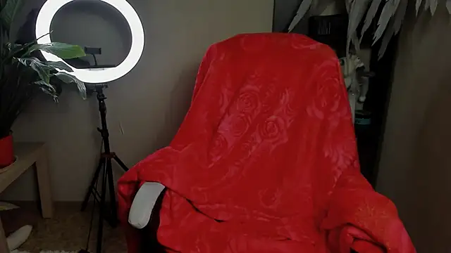 foxy blond online show from 25, 9, 2025