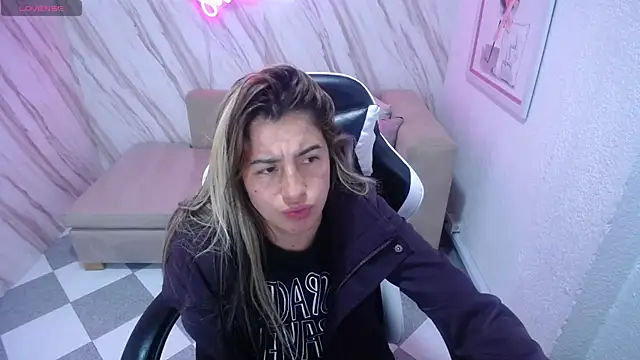 Valerie b online show from 12, 2, 2025