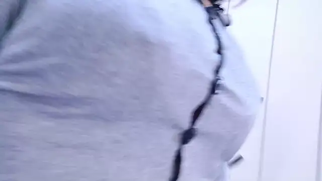 Snapshot of Im_Yu-na chatting on 12, 10, 2025 Im Yu-na online show from 12, 10, 2025