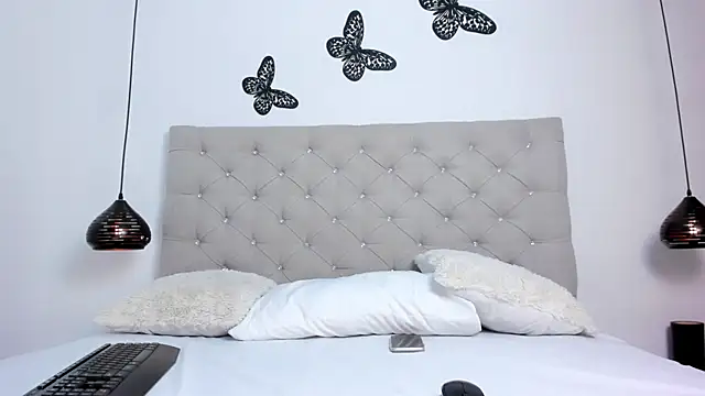 Bunny girl 006 online show from 25, 2, 2025