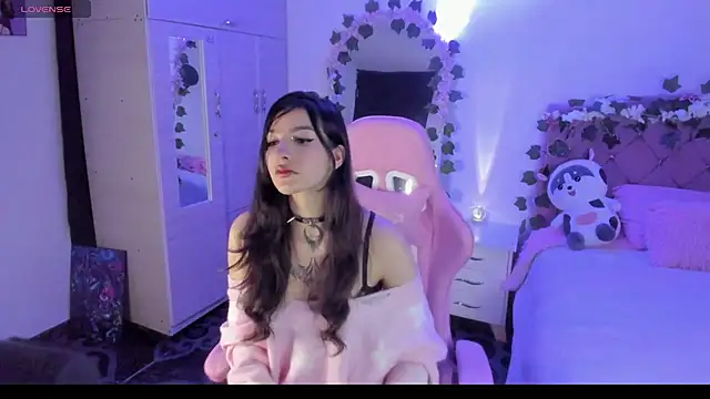 cami mila9 online show from 3, 3, 2025