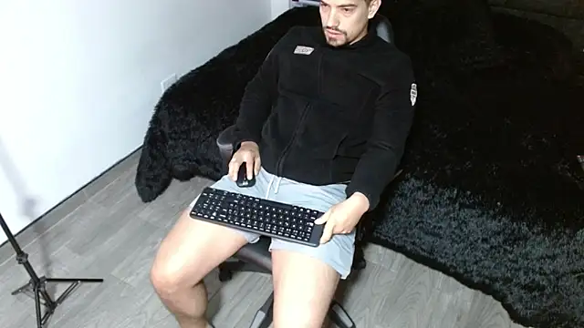 Snapshot of Ian_Daviz chatting on 15, 2, 2026 Ian Daviz online show from 15, 2, 2026