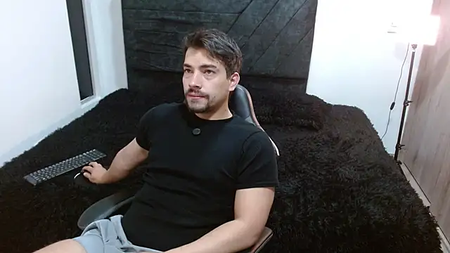Snapshot of Ian_Daviz chatting on 15, 7, 2026 Ian Daviz online show from 15, 7, 2026