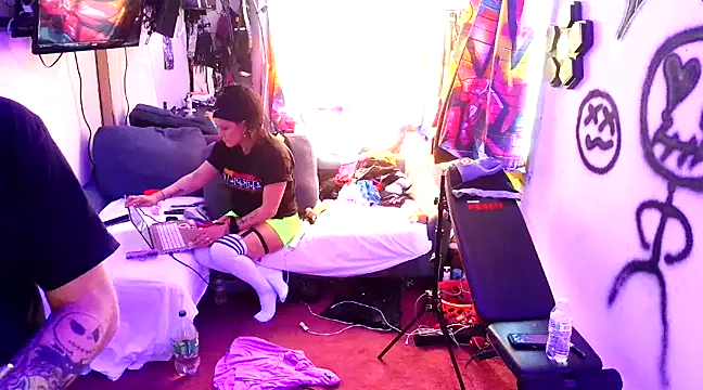 KRYZTALYNXXX online show from 23, 2, 2025