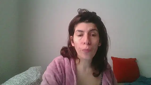 Snapshot of hairygirl80 chatting on 12, 2, 2026 hairygirl80 online show from 12, 2, 2026