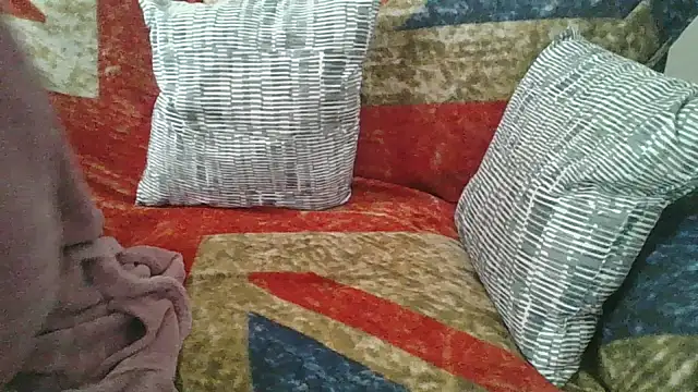 hairygirl80 online show from 20, 3, 2026