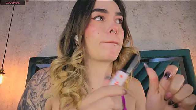 Snapshot of Lucy_Vega chatting on 3, 10, 2025 Lucy Vega online show from 3, 10, 2025