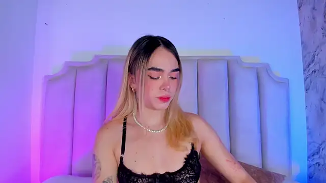 Snapshot of Lucy_Vega chatting on 22, 3, 2025 Lucy Vega online show from 22, 3, 2025