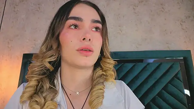 Snapshot of Lucy_Vega chatting on 25, 9, 2025 Lucy Vega online show from 25, 9, 2025