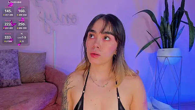 Snapshot of Lucy_Vega chatting on 15, 11, 2025 Lucy Vega online show from 15, 11, 2025