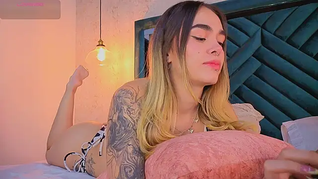 Snapshot of Lucy_Vega chatting on 17, 10, 2025 Lucy Vega online show from 17, 10, 2025