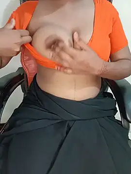 Snapshot of Sadika- chatting on 20, 6, 2026 Sadika- online show from 20, 6, 2026