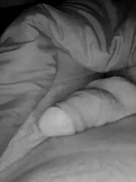 Sunnyboy7897 online show from 15, 4, 2026