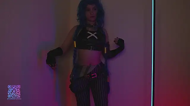 sarahUwU online show from 16, 9, 2025