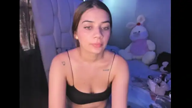 KittyKlum online show from 28, 2, 2025