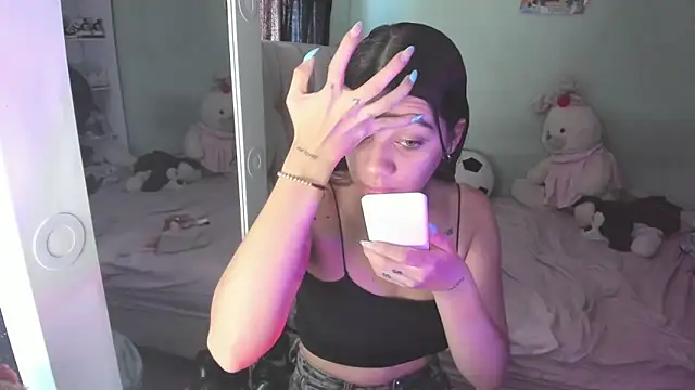 KittyKlum online show from 12, 3, 2026