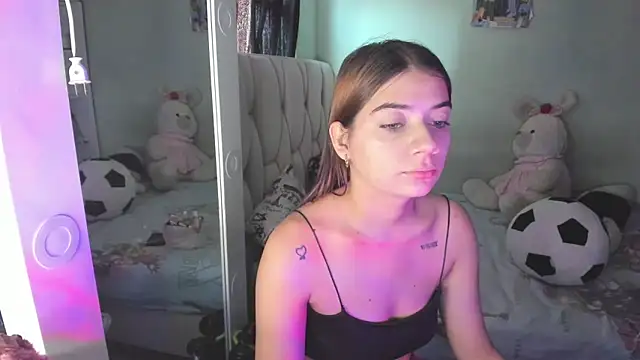 KittyKlum online show from 4, 3, 2026