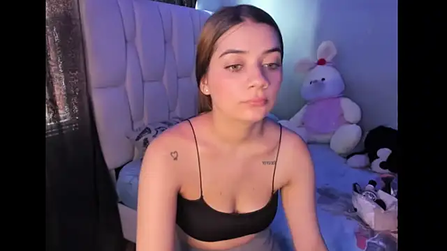 KittyKlum online show from 28, 2, 2025