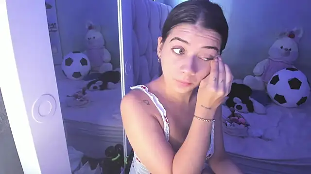 KittyKlum online show from 7, 11, 2025