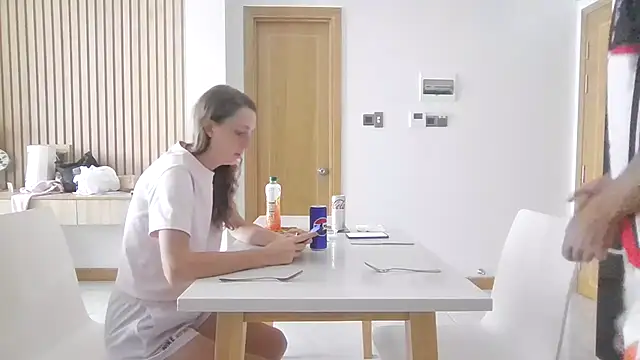 Snapshot of SweetSexySub chatting on 19, 10, 2025 SweetSexySub online show from 19, 10, 2025