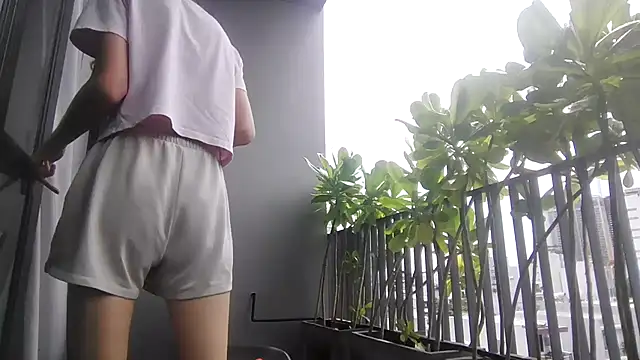 Snapshot of SweetSexySub chatting on 10, 10, 2025 SweetSexySub online show from 10, 10, 2025