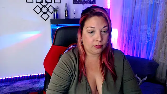 Scarlette thoms online show from 6, 3, 2025