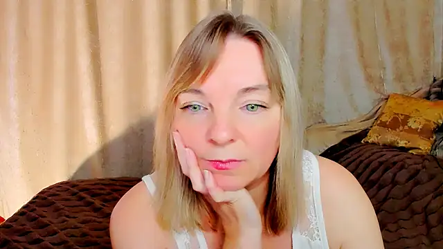 Regina  blue online show from 16, 11, 2025