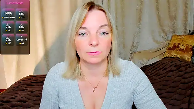 Regina  blue online show from 9, 9, 2025