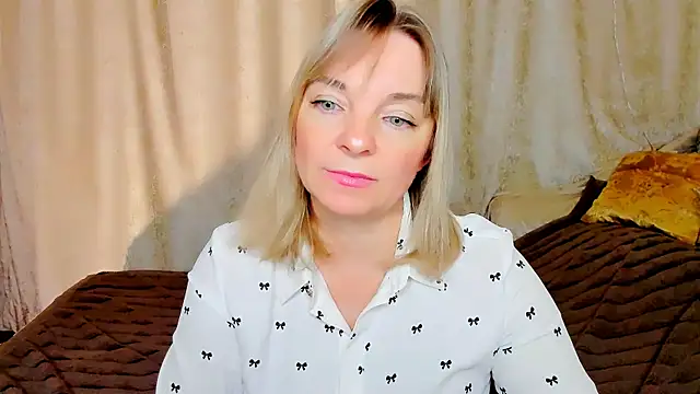 Regina  blue online show from 2, 11, 2025