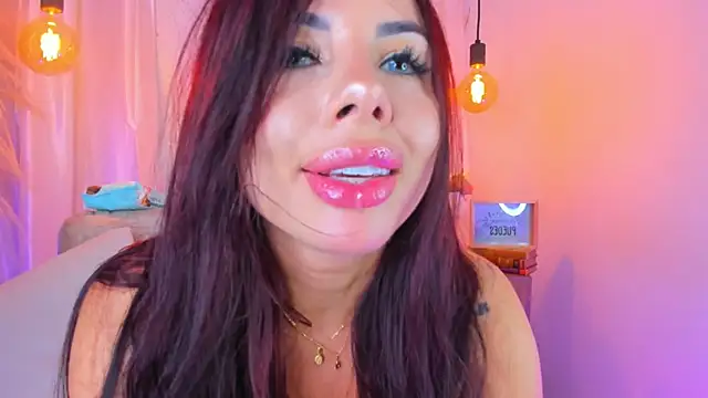 Natasha hartaman online show from 28, 1, 2025