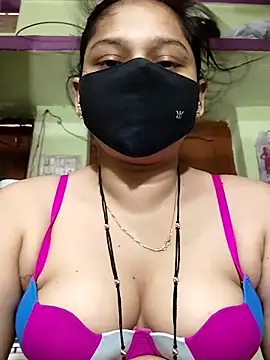 Snapshot of Kashish_18 chatting on 10, 6, 2026 Kashish 18 online show from 10, 6, 2026