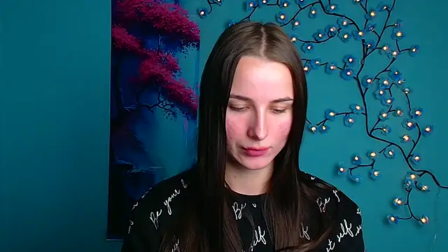 Eva Janee online show from 21, 10, 2025