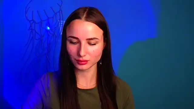 Eva Janee online show from 3, 10, 2025