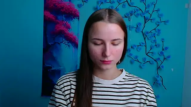 Eva Janee online show from 5, 12, 2025