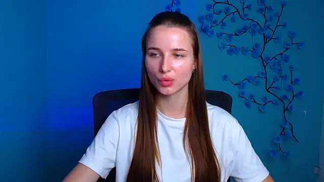 Eva Janee online show from 17, 7, 2026