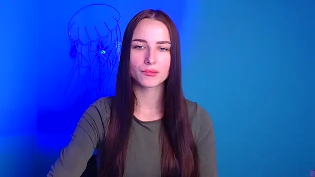 Eva Janee online show from 3, 10, 2025