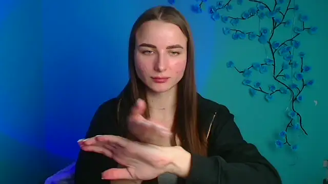 Eva Janee online show from 7, 4, 2026